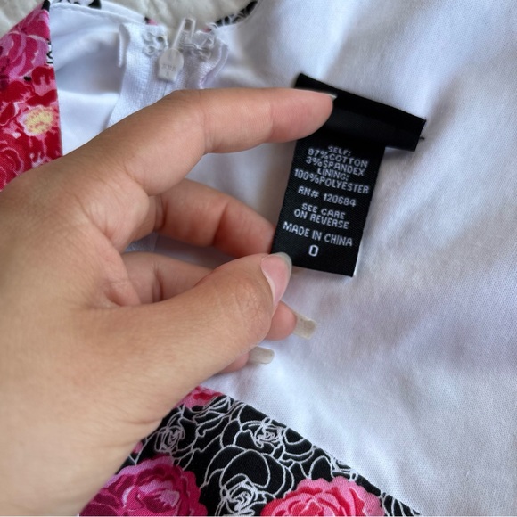 Torrid Skull and Floral Blouse peplum Tank Top Blouse Sleeveless Retro pinup - Picture 7 of 9